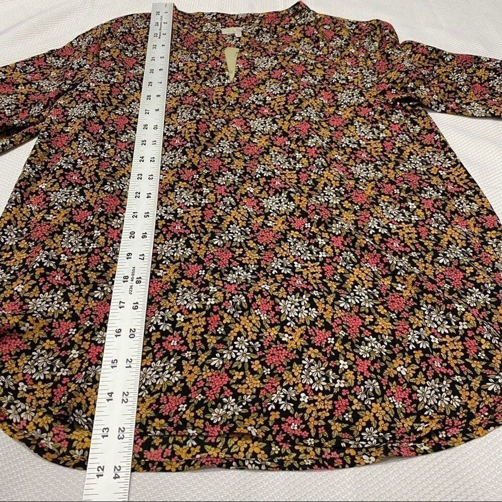 Loft Dainty Floral Multicolor Blouse Womens XXSP NWT - Picture 3 of 8